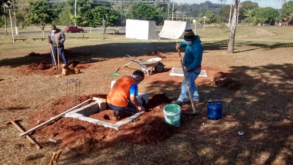 BAIRRO MORADA DO SOL: Secretaria de Esportes inicia a construção de mais uma Academia ao Ar Livre