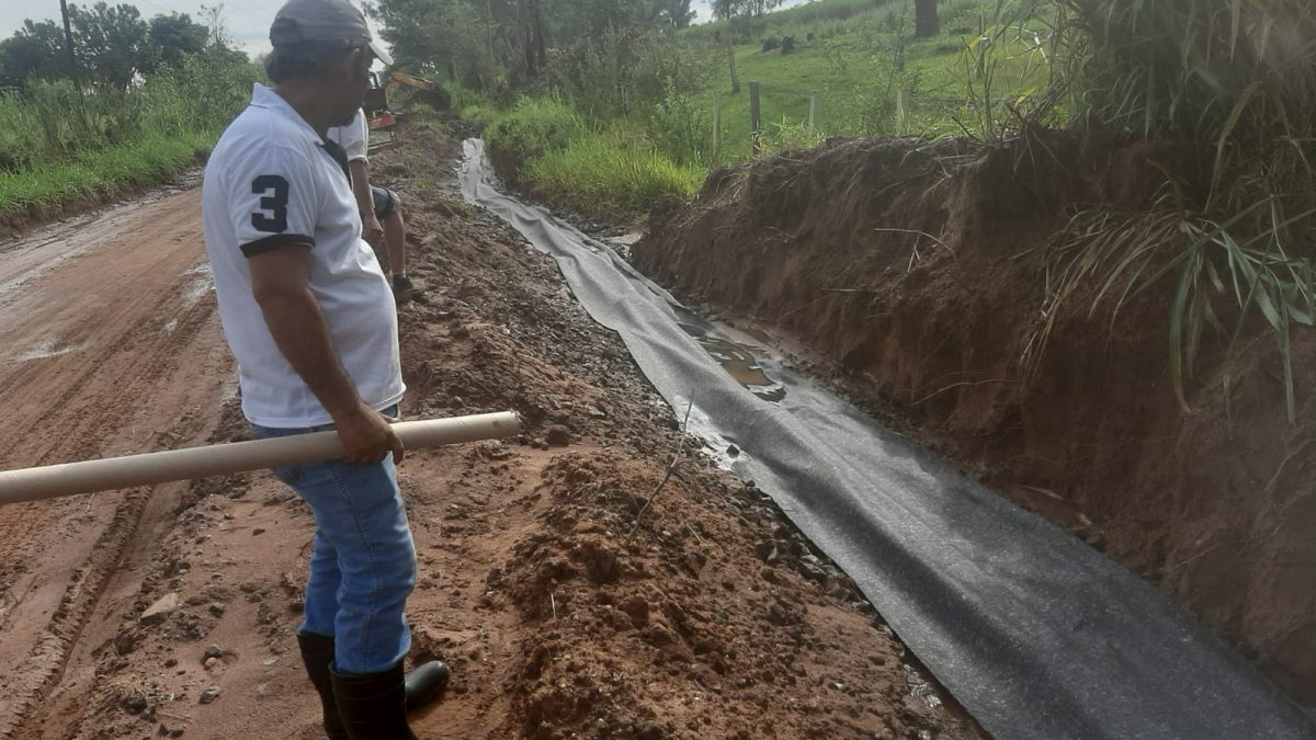 Prefeitura investe R$ 1,73 milhão na recuperação e manutenção das estradas rurais