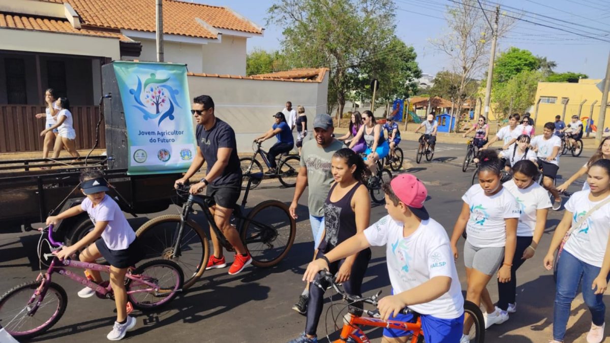 Passeio Ciclístico e Caminhada com alunos do Jovem Agricultor do Futuro